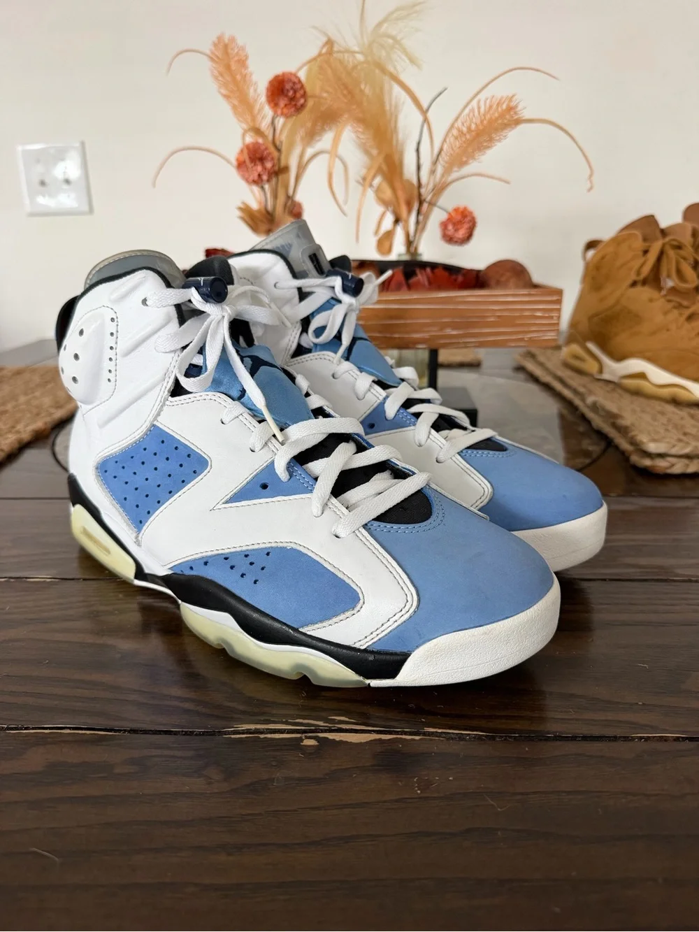 Air Jordan 6 “UNC” men size 12
